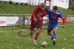 Kreisliga - Saison 2025/26- TSV Kösching - SV Zuchering - Leopold Fröhlich rot Zuchering - David Ostermeier blau Kösching - Foto: Meyer Jürgen