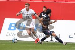 3. Liga; FC Ingolstadt 04 - SpVgg Unterhaching; Jannik Mause (7, FCI) Zweikampf Kampf um den Ball