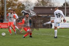 2023_11_12 - Bezirksliga - Saison 2023/24 - TSV Gaimersheim - SK Srbija München - Nicolae Nechita (Nr.19 - Gaimersheim) - Goran Mrdan #20 München - Foto: Meyer Jürgen