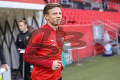 3. Liga; FC Ingolstadt 04 - Borussia Dortmund II; Moritz Seiffert (23, FCI) vor dem Spiel