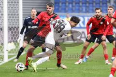 3. Liga; SV Wehen Wiesbaden - FC Ingolstadt 04; Zweikampf Kampf um den Ball Torchance verpasst Deniz Zeitler (38, FCI) Mockenhaupt Sascha (4 SVWW)