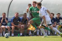 Relegation - Bezirksliga - Saison 2024/25 - FC Gerolfing - Tus Raubling - Lukas Achhammer grün Gerolfing - Lorenz Ilg weiss Raubling - Foto: Meyer Jürgen