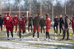 3. Liga - Saison 2025/26 - FC Ingolstadt 04 - Trainingsauftakt nach der Winterpause - Cheftrainerin Sabrina Wittmann (FCI) hält eine Ansprache an die Spieler - XXXXX - Foto: Meyer Jürgen