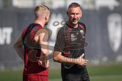 3. Liga - Saison 2026/27 - 1. Trainingseinheit mit Achim Beierlorzer - Cheftrainer Achim Beierlorzer (FCI) - Lars Lokotsch (Nr.13 - FCI) - Foto: Meyer Jürgen