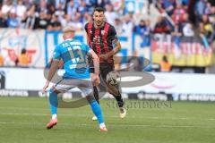 3. Liga; FC Ingolstadt 04 - FC Hansa Rostock; Lukas Fröde (34, FCI) Zweikampf Kampf um den Ball Schumacher Kevin (13 HR)