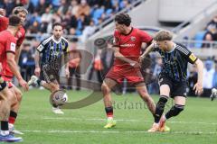 3. Liga; 1. FC Saarbrücken - FC Ingolstadt 04; Ognjen Drakulic (30, FCI) Zweikampf Kampf um den Ball Bichsel Joel (27 FCS)