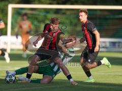 Landesliga - Freundschaftsspiel - Saison 2026/27 - SV Manching - FC Ingolstadt 04 II - Dzenis Seferovic (Nr.6 - SV Manching) - Justin Nottrodt (Nr.21 - FCI II) - Foto: Meyer Jürgen