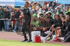 3. Liga; Testspiel; FC Ingolstadt 04 - Borussia Mönchengladbach;  Cheftrainer Michael Köllner (FCI) an der Seitenlinie, Spielerbank