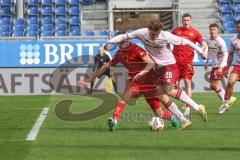 3. Liga - Saison 2025/26 - SV Wehen/Wiesbaden - FC Ingolstadt 04  - Julian Kügel (Nr.29 - FCI) - Justin Janitzek (Nr.15 - Wiesbaden) - Foto: Meyer Jürgen