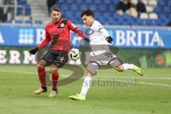 3. Liga; SV Wehen Wiesbaden - FC Ingolstadt 04; Zweikampf Kampf um den Ball Deniz Zeitler (38, FCI) Mockenhaupt Sascha (4 SVWW)