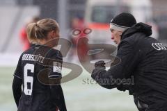 2. Bundesliga Frauen - Saison 2024/25 - FC Ingolstadt 04 Frauen - SV Meppen - Cheftrainer Benjamin Stolte (FCI Frauen) - Kerstin Bogenschütz (Nr.6 - FCI Frauen) - Foto: Meyer Jürgen