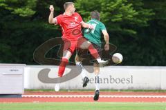 Bezirksliga - Saison 2022/2023 - FC Fatih Ingolstadt - VSST Günzelhofen - Dardan Berisha rot Fatih - Paul Fischer grün Günzelhofen - Foto: Meyer Jürgen