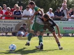 Relegation - Saison 2025/26 - SV Karlskron - FC Geisenfeld - Elias Tkac schwarz Karlskron  - Lucas Kellermann grün Geisenfeld - Foto: Meyer Jürgen