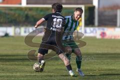 Landesliga - Saison 2025/26 - SV Manching - TSV Schwabmünchen - Fabian  Neumayer (Nr.9 - SV Manching) - Boyer Philipp schwarz Schwabmünchen - Foto: Meyer Jürgen