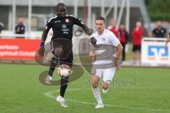 Kreisklasse - Saison 2024/25- TSV Gaimersheim II - Türkisch SV Ingolstadt-  - Manuel Bittlmayer weiss Gaimersheim - Ousseynou Tamba schwarz Türk SV - Foto: Meyer Jürgen