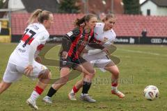 2. Bundesliga Frauen - Saison 2025/26 - FC Ingolstadt 04 Frauen - VFB Stuttgart  - Stefanie Reischmann (Nr.24 - FC Ingolstadt Frauen I) - Dürr Muriel weiss Stuttgart  - Foto: Meyer Jürgen