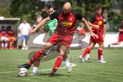 Kreisliga- Saison Saison 2026/27 -  Faruk Ereta grün Fatih - Mathias Habricht rot Kasing - Foto: Meyer Jürgen