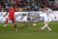 3. Liga - Saison 2024/25 - FC Ingolstadt 04 - SpVgg Unterhaching - Benjamin Kanuric (Nr.8 - FCI) - XXXXX - Foto: Meyer Jürgen