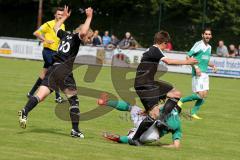 Landesliga - FC Gerolfing - FC Töging - Halmen Philipp #9 grün Gerolfing nur durch ein Foul zu bremsen - Zellner Andreas #4 schwarz Töging -  Foto: Jürgen Meyer