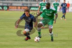 Landesliga Süd-Ost - FC Gerolfing - SV Manching - Robinson Adrian #19 grün FC Gerolfing  - Ziegler Nico #3 blau SV Manching links - Foto: Jürgen Meyer