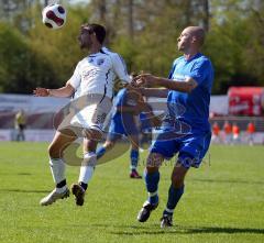 FC Ingolstadt 04 - SpVgg Elversberg - Jungwirth bekommt Pass von Keidel, kann ihn aber nicht richtig annehmen und verliert den Ball an Nr.3
