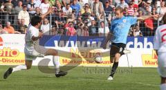 3.Liga - SSV Jahn Regensburg - FC Ingolstadt 04 - 0:2 - Moritz Hartmann zieht ab zum 2. Tor