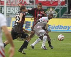 2.Liga - FC Ingolstadt 04 - Oberhausen 1:2 - Marvin Matip gibt an Tonias Fink ab