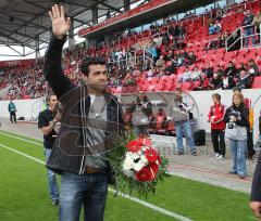 2.Liga - FC Ingolstadt 04 - Vfl Osnabrück 0:1 - Verabschiedung Michael Wenczel
