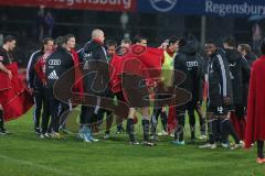 2. BL - Jahn Regensburg - FC Ingolstadt 04 1:2 - Freude nach dem Spiel, Sieg