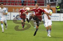 2.BL - FC Ingolstadt 04 - 1860 München - 0:2 - Manuel Schäffler im Alleingang im Zweikampg mit Benjamin Lauth