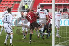 2. BL - FC Ingolstadt 04 - SC Paderborn 1:3 - Moritz Hartmann (9)  verpasst den Ball