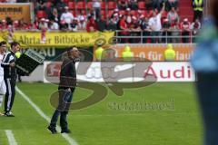 2. BL - FC Ingolstadt 04 - 1.FC Köln - 0:3 - Cheftrainer Tomas Oral an der Seitenlinie