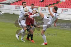 Regionalliga Südwest - FC Ingolstadt 04 II - FC Memmingen - Philipp Mandelkow in Bedrängnis