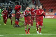 2. BL - FC Ingolstadt 04 - VfR Aalen 2:0 - Die Mannschaft Jubel mit den Fans, vorne Andreas Buchner (16) und Moritz Hartmann (9)