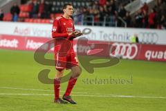 2. BL - FC Ingolstadt 04 - VfR Aalen 2:0 - Die Mannschaft Jubel mit den Fans, Ralph Gunesch (26)