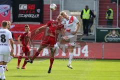 2. BL - FC Ingolstadt 04 - FC St. Pauli - 1:2 - Christian Eigler (18) gegen Kevin Schindler