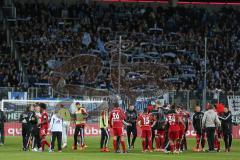 2. BL 2014 - FC Ingolstadt 04 - 1860 München - 2:0 - Sieg im Derby, im Hintergrund die Fans des TSV 1860 München