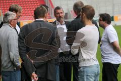 2. BL - FC Ingolstadt 04 - Saison 2013/2014 - Pressekonferenz neuer Chef-Trainer Marco Kurz im Gespräch mit der Presse