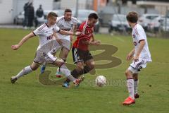 Bayernliga U19 - FC Ingolstadt 04 - 1.FC Nürnberg - Dominic Reisner wird verfolgt, Kampf um den Ball
