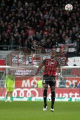 2. Bundesliga - Fußball - FC Ingolstadt 04 - TSV 1860 München - Roger de Oliveira Bernardo (8, FCI) Kopfball