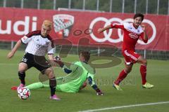 2. Bundesliga - Testspiel - FC Ingolstadt 04 - SpVgg Unterhaching - 2:1 - Danilo Soares Teodoro (15) spielt den Torwart aus und Jonas Hummels rettet den Ball vor dem Tor und im Nachschub erzielt Lukas Hinterseer (16) das 2:1