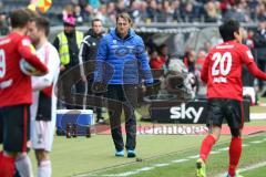 1. Bundesliga - Fußball - Eintracht Frankfurt - FC Ingolstadt 04 - Cheftrainer Ralph Hasenhüttl (FCI) ohne Miene