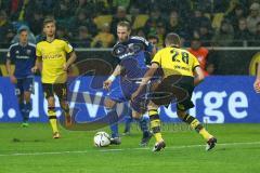 1. Bundesliga - Fußball - Borussia Dortmund - FC Ingolstadt 04 - Moritz Hartmann (9, FCI) Matthias Ginter (BVB 28)