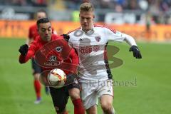 1. Bundesliga - Fußball - Eintracht Frankfurt - FC Ingolstadt 04 - Max Christiansen (19, FCI) und Fabian (10 Frankfurt)
