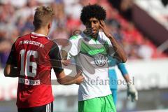 1. Bundesliga - Fußball - FC Ingolstadt 04 - VfL Wolfsburg -  Dante Bonfim Costa Santos (Wolfsburg 18) entschuldigt sich bei Lukas Hinterseer (16, FCI)