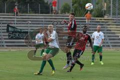 Regionalliga Bayern - FC Ingolstadt 04 II - 1. FC Schweinfurt 05 - Ecke Kopfball vorbei von Sammy Ammari (9) und rechts Aloy Ihenacho (11)