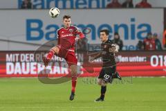 1. Bundesliga - Fußball - Bayer Leverkusen - FC Ingolstadt 04 - Pascal Groß (10, FCI) Charles Aranguiz (Leverkusen 20)