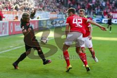 1. BL - Saison 2016/2017 - FSV Mainz 05 - FC Ingolstadt 04 - Lezano Farina,Dario (#37 FCI) - Alexander Hack (42 Mainz) - Foto: Meyer Jürgen