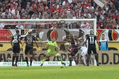 1. Bundesliga - Fußball - 1. FC Köln - FC Ingolstadt 04 - Torwart Örjan Haskjard Nyland (1, FCI) wehrt Ball ab von Anthony Modeste (27 Köln)