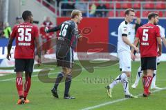 2. BL - Saison 2018/2019 - FC Ingolstadt 04 - SC Paderborn 07 - Marco Knaller Torwart (#16 FCI) schreit seine Abwehr an  - Charlison Benschop (#35 FCI) - Foto: Meyer Jürgen